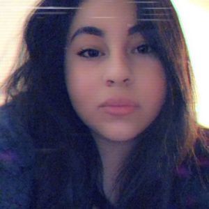 Meet your Posher, Evette